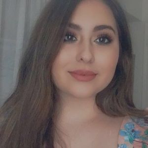 Meet your Posher, Desiree